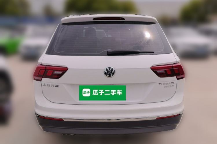 Used Volkswagen Tiguan L 2018 330TSI Automatic Two-Wheel Drive Luxury Edition Rear