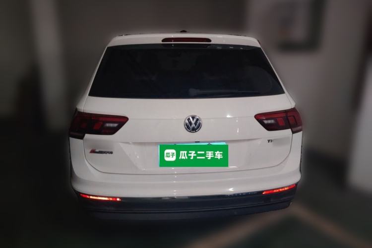 Used Volkswagen Tiguan L 2018 330TSI Automatic Two-Wheel Drive Luxury Edition Rear