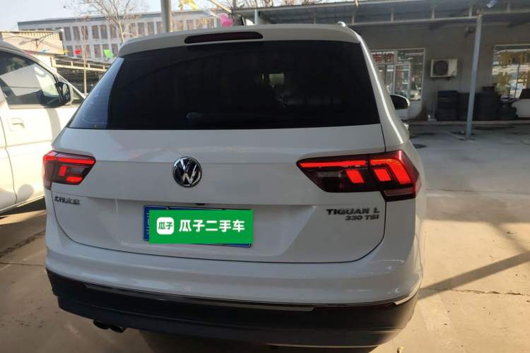 Used Volkswagen Tiguan L 2018 Facelift 330TSI Automatic Two-Wheel Drive Luxury Edition Rear