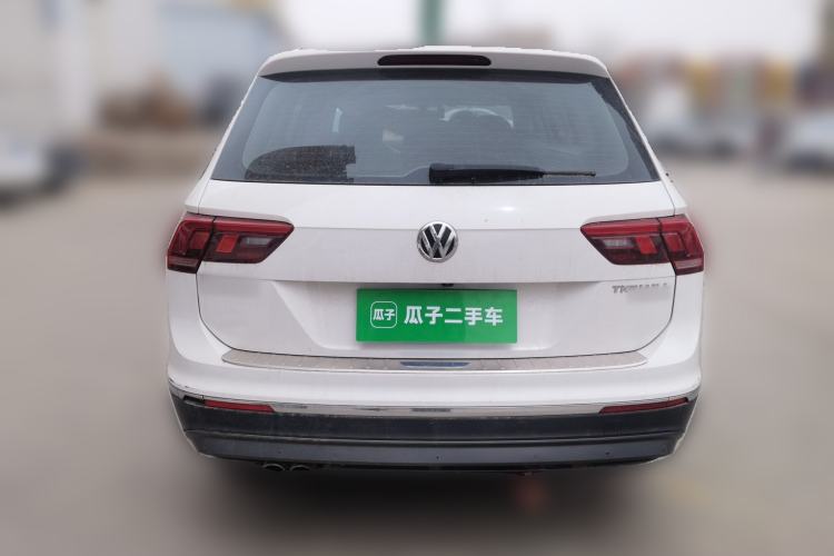 Used Volkswagen Tiguan L 2018 330TSI Automatic Two-Wheel Drive Luxury Edition Rear