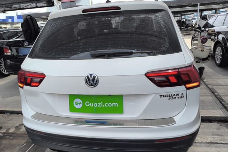 Used Volkswagen Tiguan L 2018 330TSI Automatic Two-Wheel Drive Luxury Edition Rear