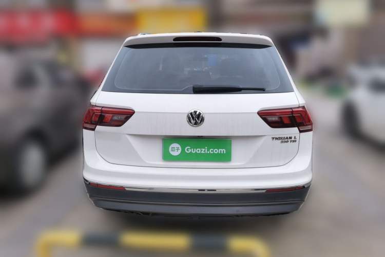 Used Volkswagen Tiguan L 2018 330TSI Automatic Two-Wheel Drive Comfort Edition Rear