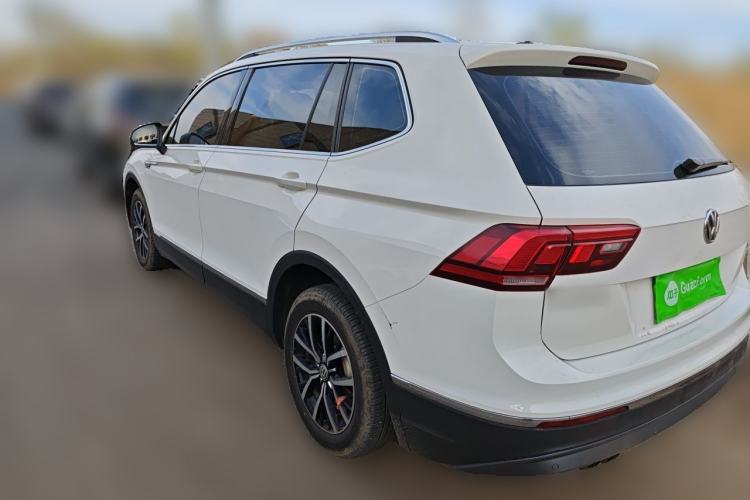 Used Volkswagen Tiguan L 2018 280TSI Automatic Two-Wheel Drive Comfort Edition Rear Left 45 Deg