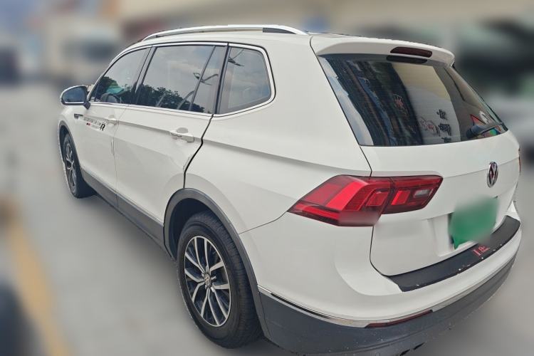 Used Volkswagen Tiguan L 2018 280TSI Automatic Two-Wheel Drive Comfort Edition Rear Left 45 Deg