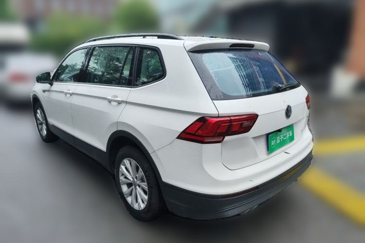 Used Volkswagen Tiguan L 2018 330TSI Automatic Two-Wheel Drive Luxury Edition Rear Left 45 Deg