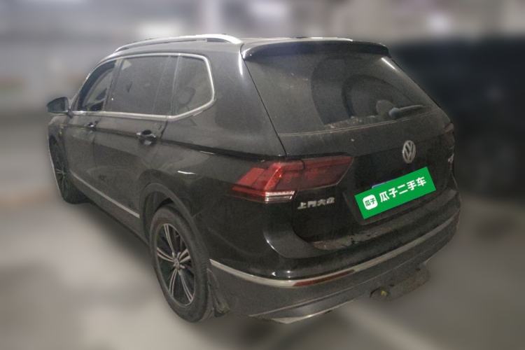 Used Volkswagen Tiguan L 2018 380TSI Automatic All-Wheel Drive Luxury Edition Rear Left 45 Deg