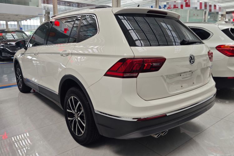 Used Volkswagen Tiguan L 2018 330TSI Automatic Two-Wheel Drive Luxury Edition Rear Left 45 Deg