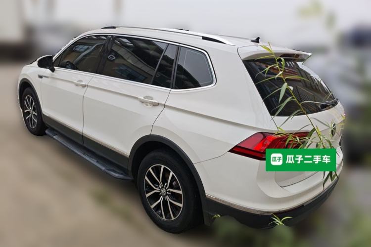 Used Volkswagen Tiguan L 2018 330TSI Automatic Two-Wheel Drive Comfort Edition Rear Left 45 Deg
