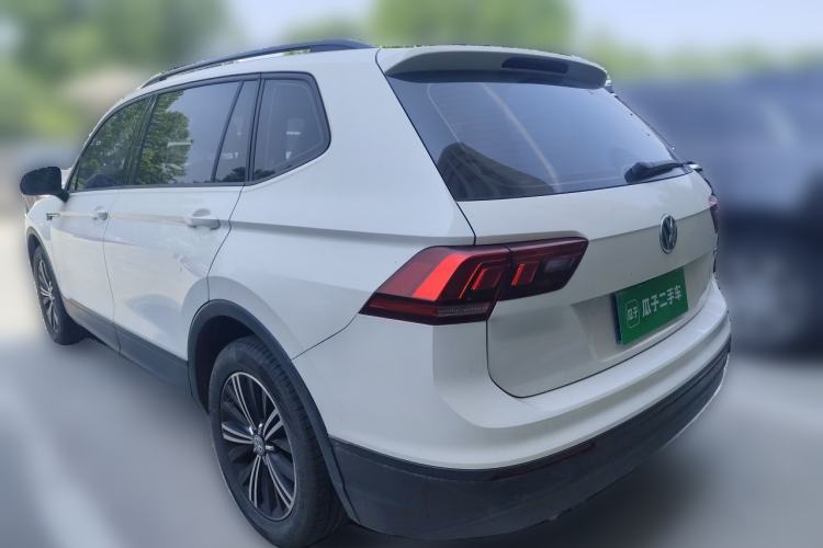 Used Volkswagen Tiguan L 2018 Revised Version 330TSI Automatic Two-Wheel Drive Trendy Edition Rear Left 45 Deg