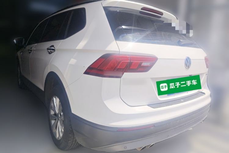 Used Volkswagen Tiguan L 2018 330TSI Automatic Two-Wheel Drive Luxury Edition Rear Left 45 Deg