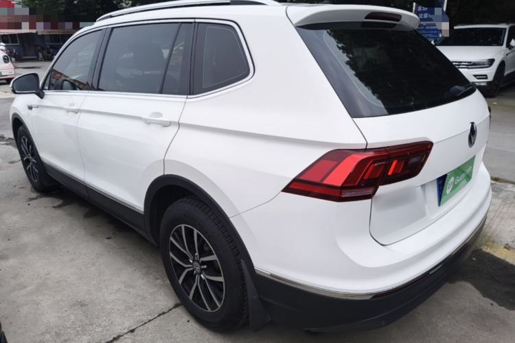 Used Volkswagen Tiguan L 2018 Facelift 330TSI Automatic Two-Wheel Drive Luxury Edition Rear Left 45 Deg