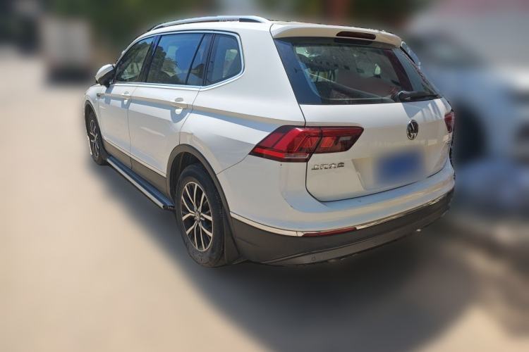 Used Volkswagen Tiguan L 2018 330TSI Automatic Two-Wheel Drive Comfort Edition Rear Left 45 Deg