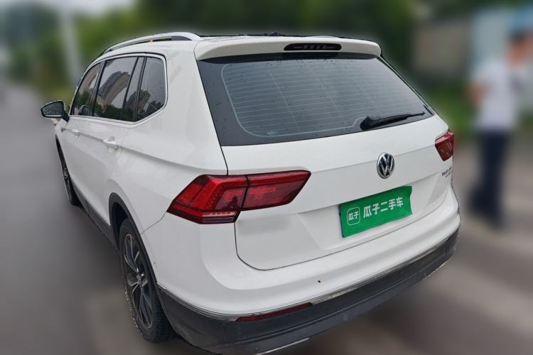 Used Volkswagen Tiguan L 2018 380TSI Automatic All-Wheel Drive Flagship Edition Rear Left 45 Deg