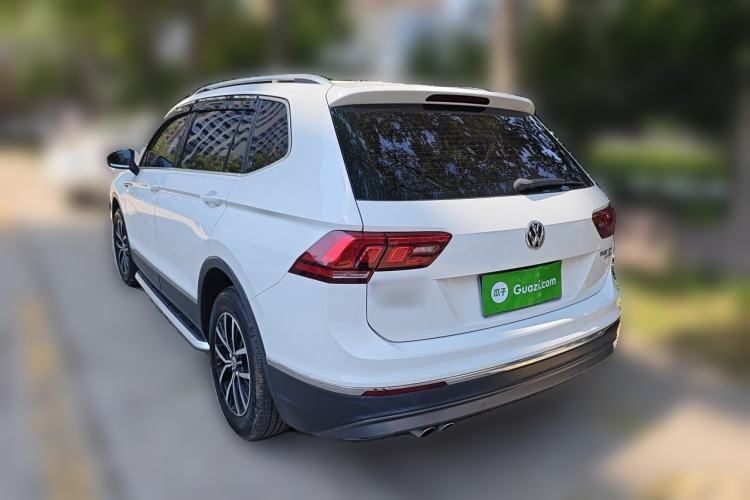 Used Volkswagen Tiguan L 2018 330TSI Automatic Two-Wheel Drive Luxury Edition Rear Left 45 Deg