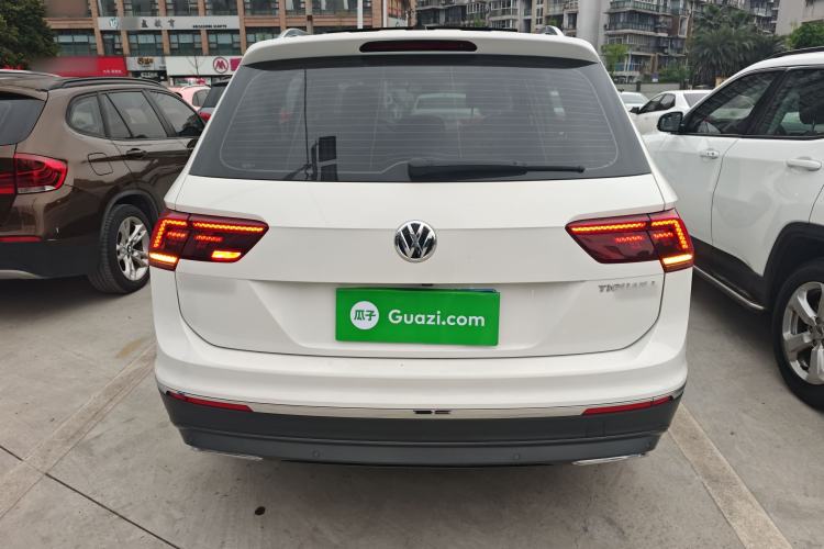 Used Volkswagen Tiguan L 2018 380TSI Automatic All-Wheel Drive Luxury Edition Rear