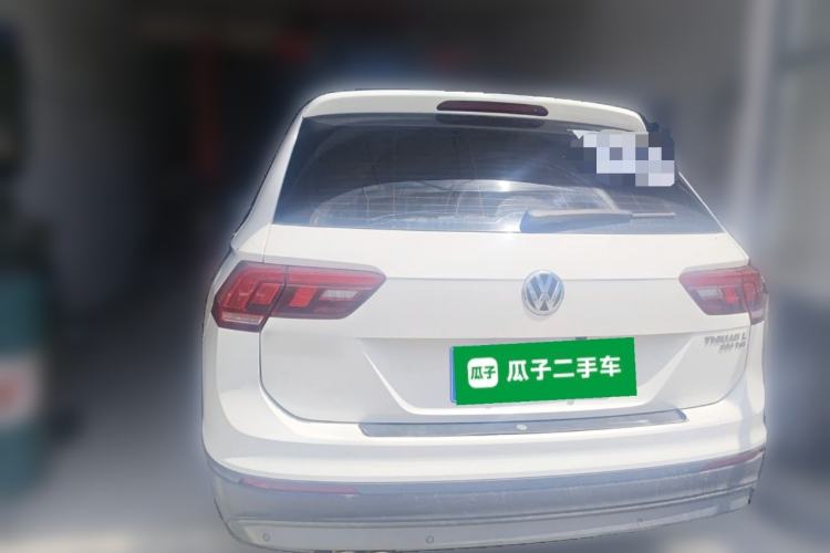 Used Volkswagen Tiguan L 2018 330TSI Automatic Two-Wheel Drive Luxury Edition Rear