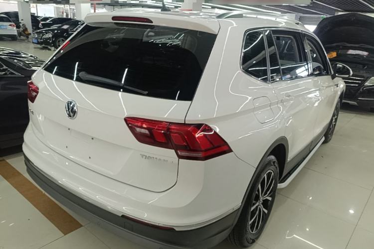 Used Volkswagen Tiguan L 2018 Facelift 330TSI Automatic Two-Wheel Drive Luxury Edition Rear Right 45 Deg