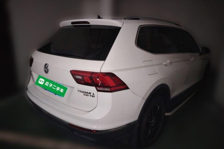Used Volkswagen Tiguan L 2018 330TSI Automatic Two-Wheel Drive Luxury Edition Rear Right 45 Deg