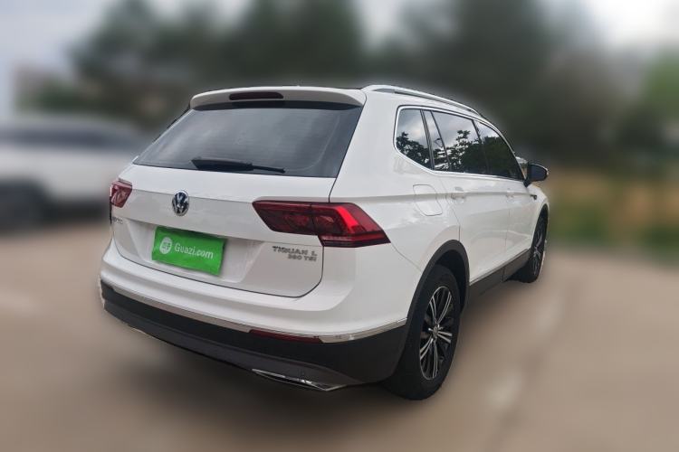 Used Volkswagen Tiguan L 2018 380TSI Automatic All-Wheel Drive Luxury Edition Rear Right 45 Deg