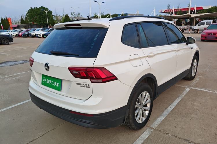 Used Volkswagen Tiguan L 2018 330TSI Automatic Two-Wheel Drive Luxury Edition Rear Right 45 Deg