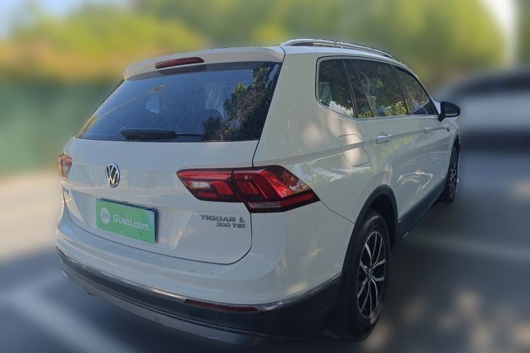 Used Volkswagen Tiguan L 2018 330TSI Automatic Two-Wheel Drive Luxury Edition Rear Right 45 Deg