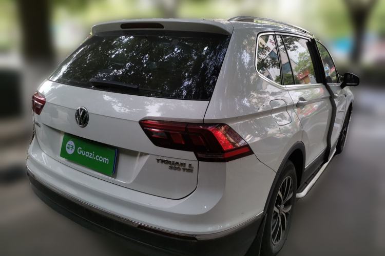 Used Volkswagen Tiguan L 2018 330TSI Automatic Two-Wheel Drive Luxury Edition Rear Right 45 Deg