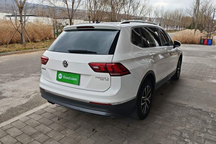 Used Volkswagen Tiguan L 2018 330TSI Automatic Two-Wheel Drive Comfort Edition Rear Right 45 Deg