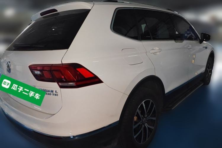 Used Volkswagen Tiguan L 2018 Facelift 330TSI Automatic Two-Wheel Drive Luxury Edition Rear Right 45 Deg