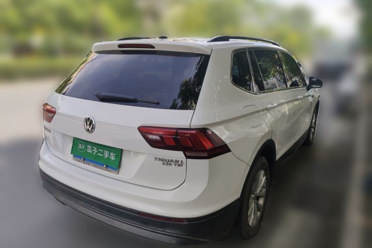 Used Volkswagen Tiguan L 2018 330TSI Automatic Two-Wheel Drive Luxury Edition Rear Right 45 Deg