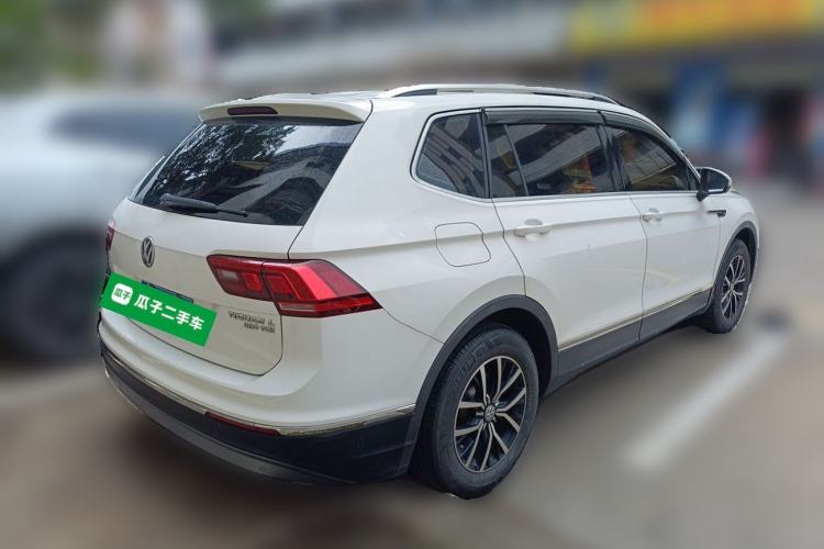 Used Volkswagen Tiguan L 2018 Facelift 330TSI Automatic Two-Wheel Drive Luxury Edition Rear Right 45 Deg