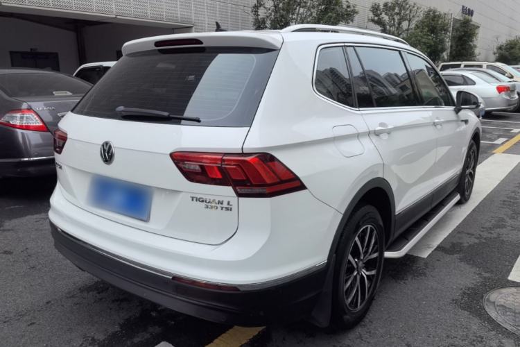 Used Volkswagen Tiguan L 2018 Facelift 330TSI Automatic Two-Wheel Drive Luxury Edition Rear Right 45 Deg