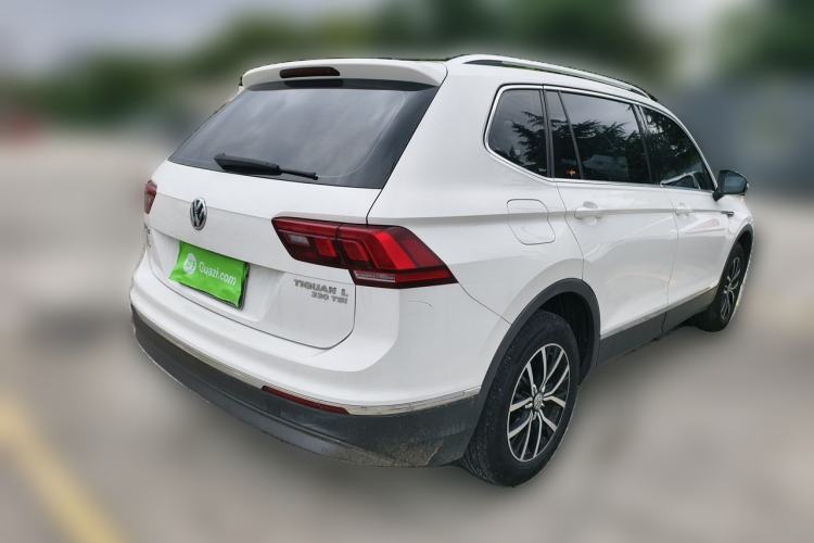 Used Volkswagen Tiguan L 2018 330TSI Automatic Two-Wheel Drive Luxury Edition Rear Right 45 Deg
