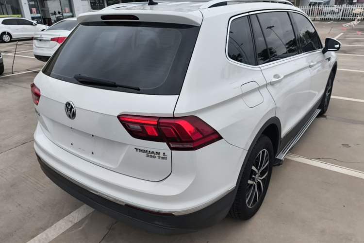 Used Volkswagen Tiguan L 2018 330TSI Automatic Two-Wheel Drive Luxury Edition Rear Right 45 Deg