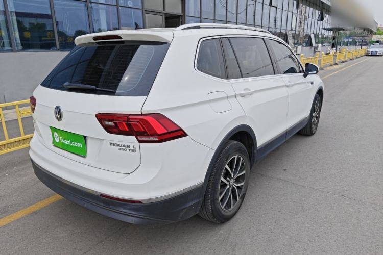 Used Volkswagen Tiguan L 2018 330TSI Automatic Two-Wheel Drive Luxury Edition Rear Right 45 Deg