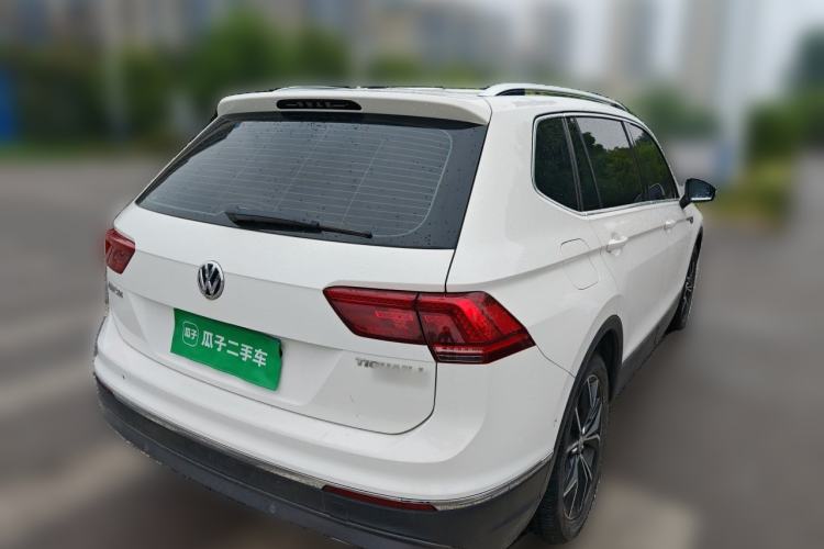 Used Volkswagen Tiguan L 2018 380TSI Automatic All-Wheel Drive Flagship Edition Rear Right 45 Deg