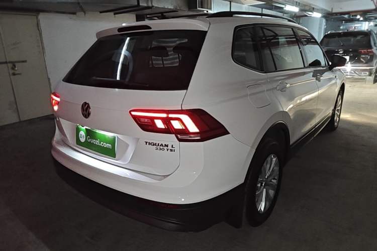 Used Volkswagen Tiguan L 2018 330TSI Automatic Two-Wheel Drive Luxury Edition Rear Right 45 Deg