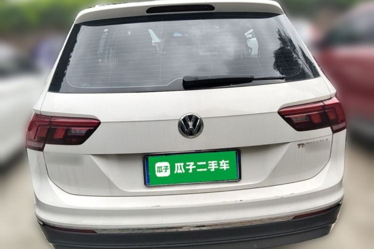 Used Volkswagen Tiguan L 2018 330TSI Automatic Two-Wheel Drive Luxury Edition Rear