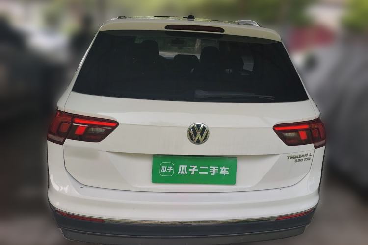 Used Volkswagen Tiguan L 2018 330TSI Automatic Two-Wheel Drive Luxury Edition Rear