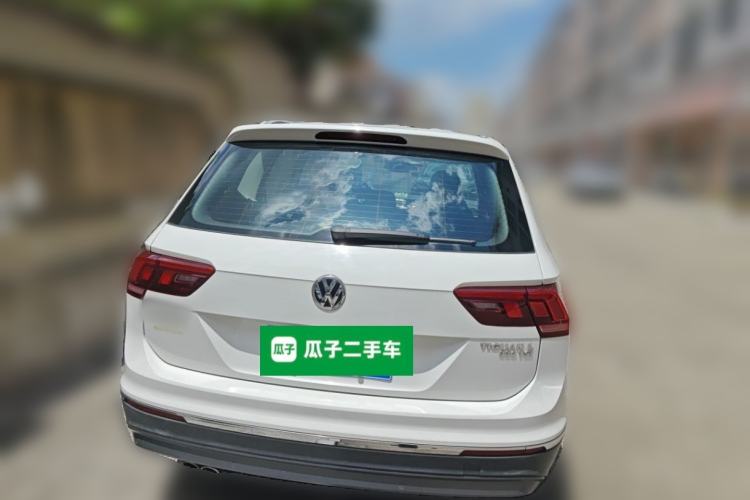 Used Volkswagen Tiguan L 2018 Facelift 330TSI Automatic Two-Wheel Drive Luxury Edition Rear