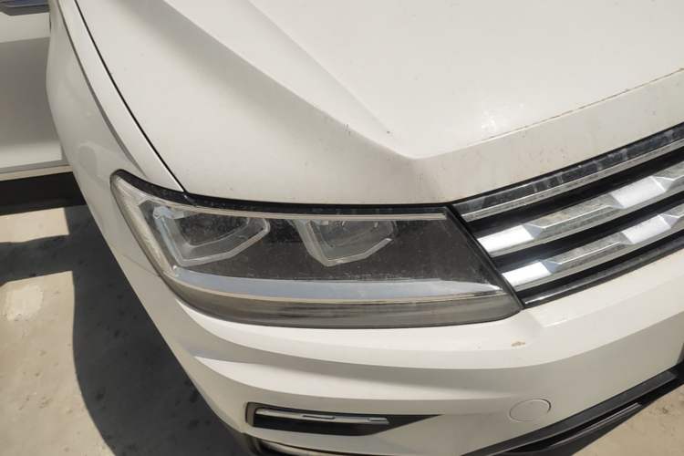 Used Volkswagen Tiguan L 2018 Facelift 330TSI Automatic Two-Wheel Drive Luxury Edition Right Front Headlight
