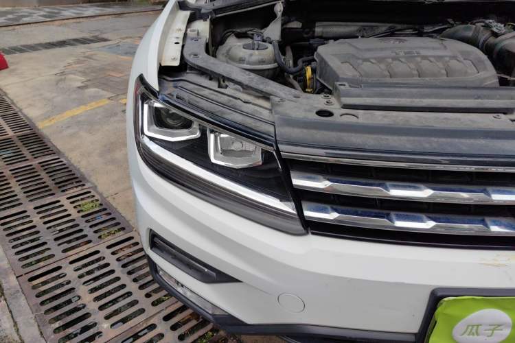 Used Volkswagen Tiguan L 2018 330TSI Automatic Two-Wheel Drive Luxury Edition Right Front Headlight