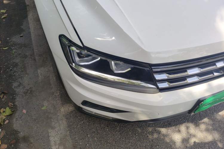 Used Volkswagen Tiguan L 2018 330TSI Automatic Two-Wheel Drive Luxury Edition Right Front Headlight