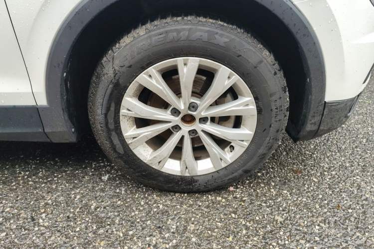 Used Volkswagen Tiguan L 2018 330TSI Automatic Two-Wheel Drive Luxury Edition Right Front Wheel Hub