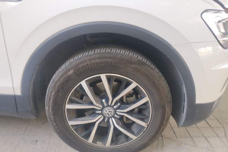 Used Volkswagen Tiguan L 2018 330TSI Automatic Two-Wheel Drive Luxury Edition Right Front Wheel Hub