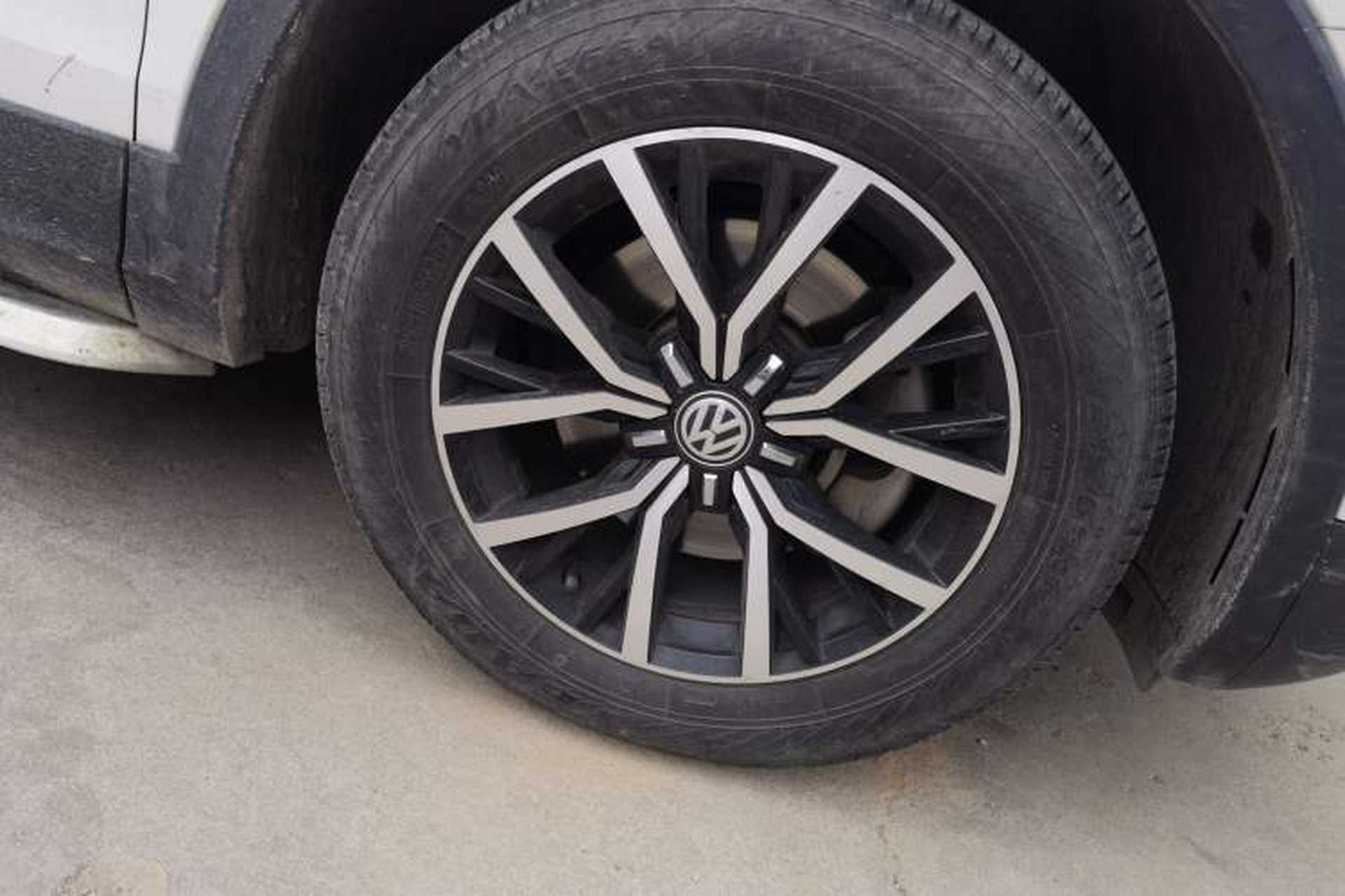 Used Volkswagen Tiguan L 2018 330TSI Automatic Two-Wheel Drive Luxury Edition Right Front Wheel Hub