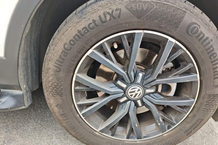 Used Volkswagen Tiguan L 2018 330TSI Automatic Two-Wheel Drive Comfort Edition Right Front Wheel Hub