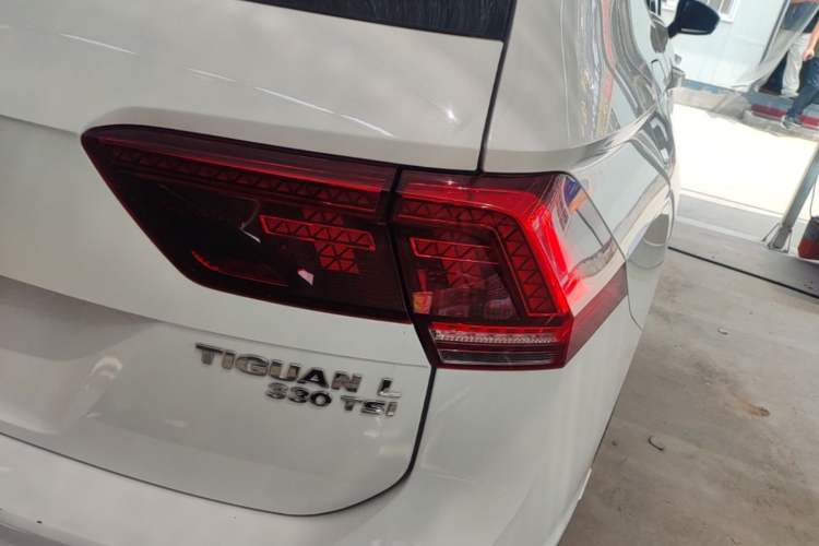 Used Volkswagen Tiguan L 2018 330TSI Automatic Two-Wheel Drive Flagship Edition Right Rear Taillight