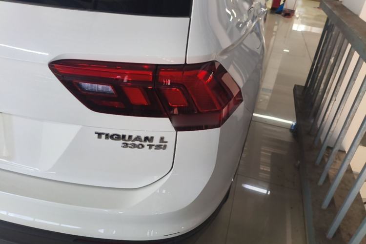 Used Volkswagen Tiguan L 2018 330TSI Automatic Two-Wheel Drive Luxury Edition Right Rear Taillight