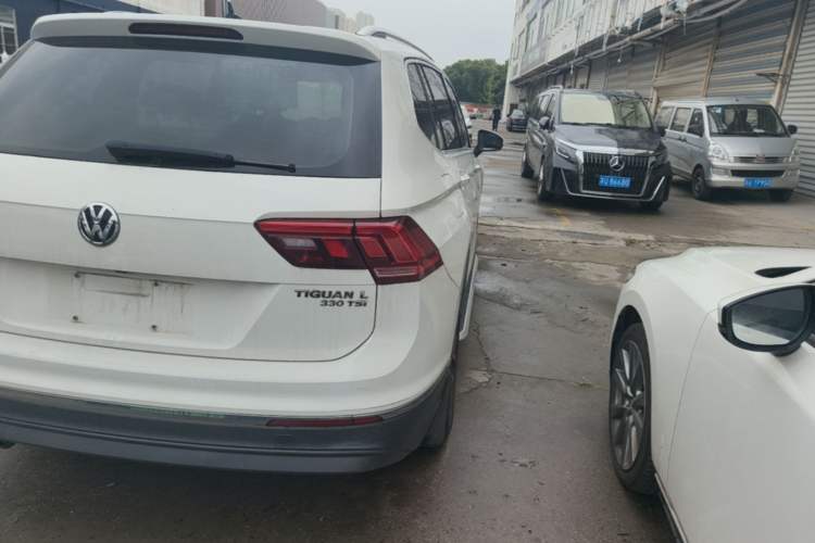 Used Volkswagen Tiguan L 2018 330TSI Automatic Two-Wheel Drive Luxury Edition Right Rear Taillight