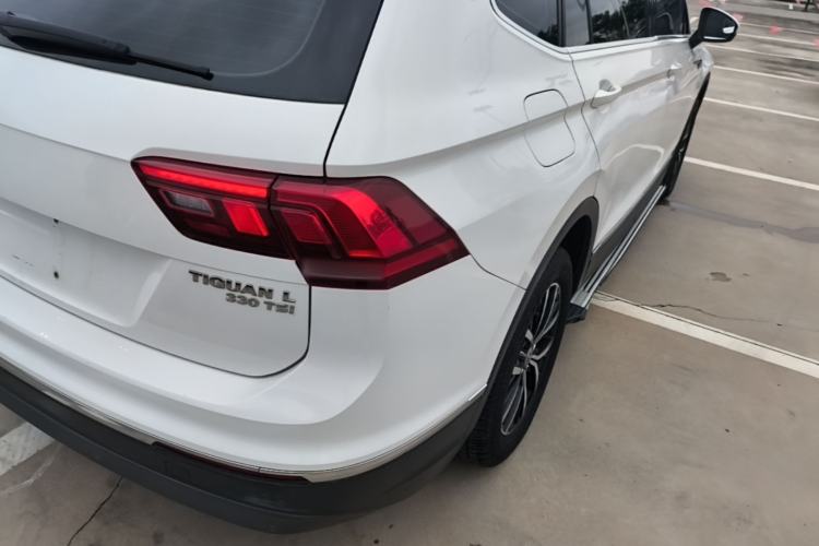 Used Volkswagen Tiguan L 2018 330TSI Automatic Two-Wheel Drive Luxury Edition Right Rear Taillight